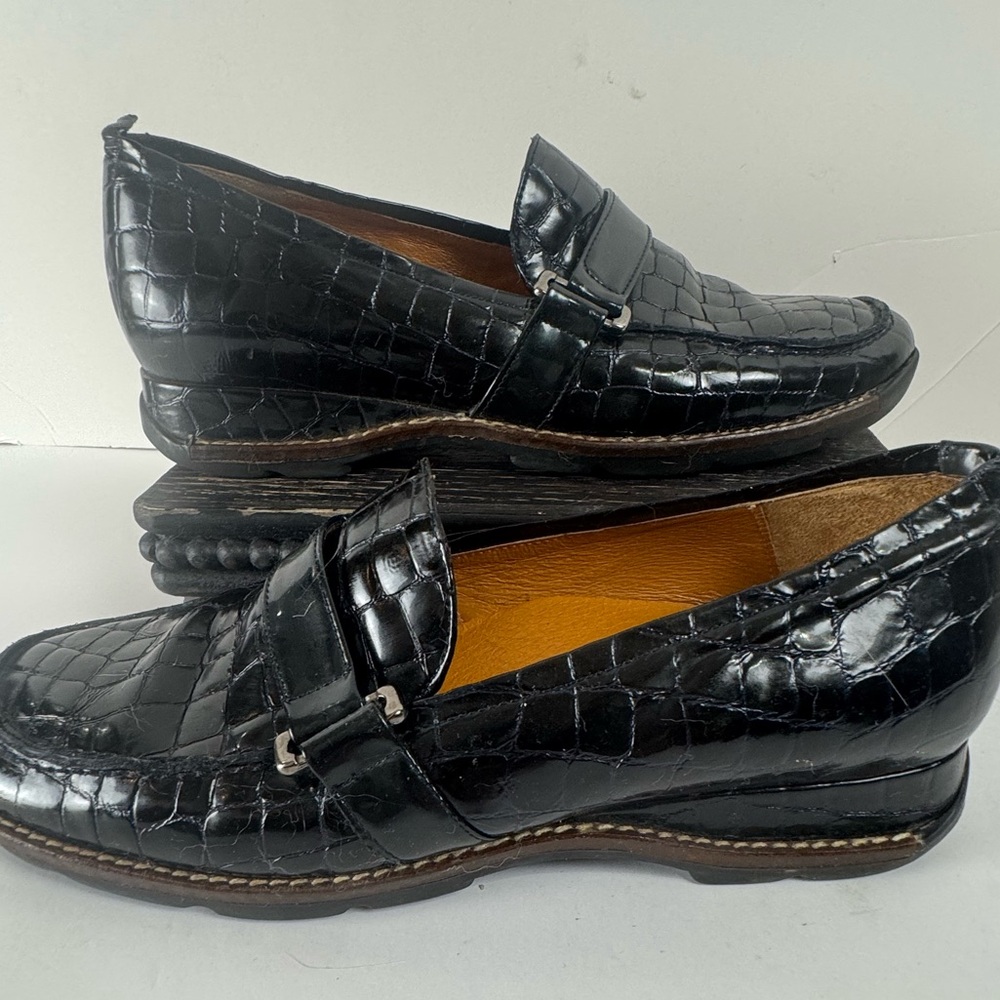 Helle Comfort Remu’s Black Croc Embossed Comfort Loafers Women’s 8.5